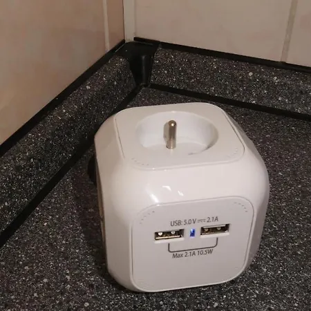 Oscar's Near The Metro