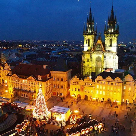 アパート Oscar's Near The Metro プラハ